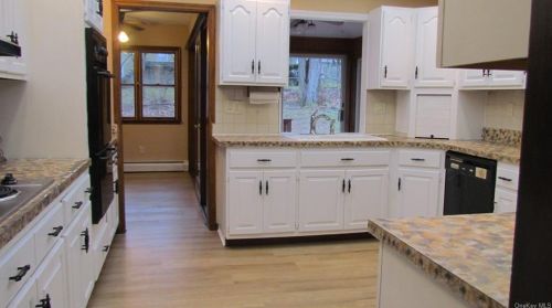 131 Simone Dr, Poughkeepsie NY  12603-3751 exterior