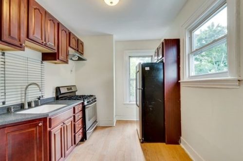 39 Clifford St, Boston MA exterior