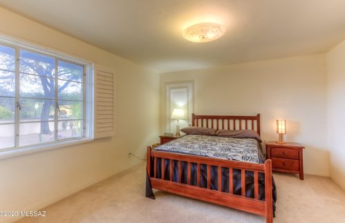 2130 Hampton St, Tucson AZ 85712-2312 exterior