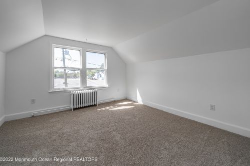 6 Jones Rd, Lacey NJ 08731-3611 exterior