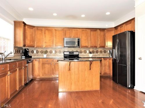 2769 Loftview Sq, Atlanta GA 30339-4929 exterior