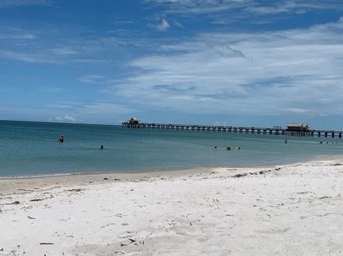 421 12th Ave, Naples FL 34102-6317 exterior