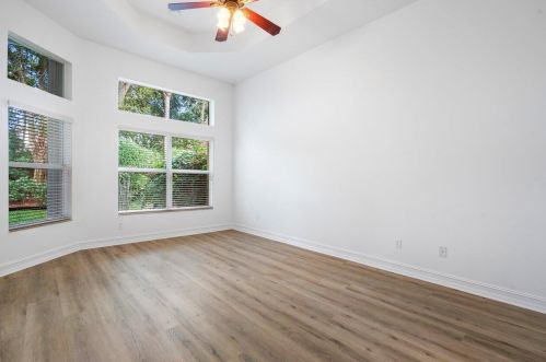 10860 Green Valley Walk, Boynton Beach FL 33437-3911 exterior