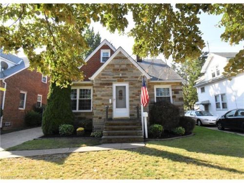 20300 Tracy Ave, Cleveland, OH 44123-3041