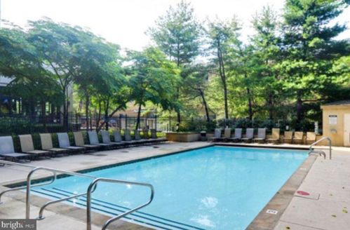 2001 Hamilton St, Philadelphia PA 19130-4298 exterior