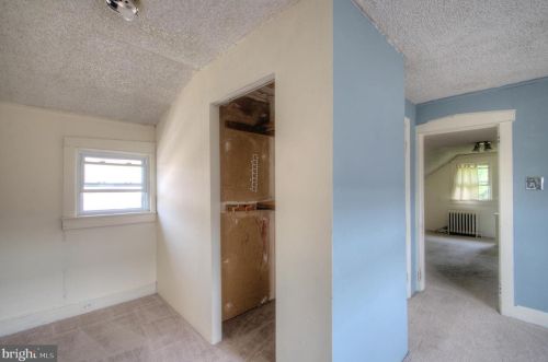 22 4 Ave, Runnemede NJ 08078-1302 exterior