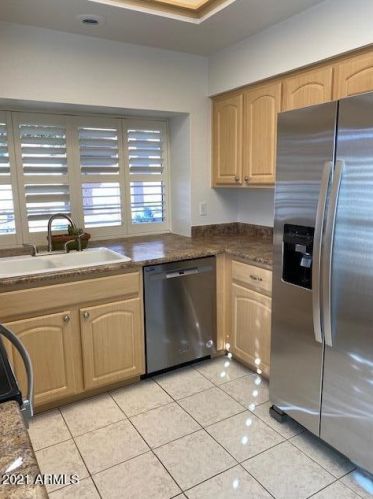 912 Annette Dr, Phoenix AZ  85022-1100 exterior