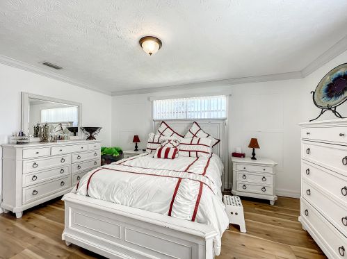 627 Todd Ave, Fort Pierce FL 34983-2918 exterior