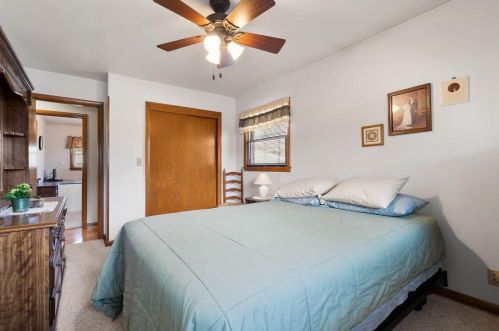 4963 19 St, Milwaukee WI 53209-5760 exterior