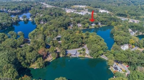 26 Glenwood Rd, Parsippany NJ 07834-3308 exterior