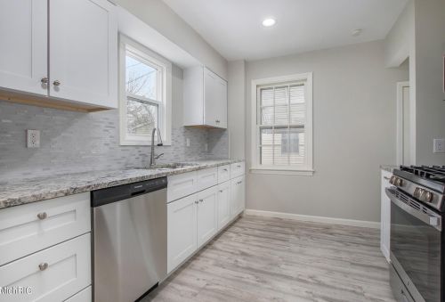 2113 Norman Ave, Meskegon MI  49441-3461 exterior