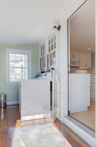 65 Phelps Rd, Middletown RI 02842-5448 exterior