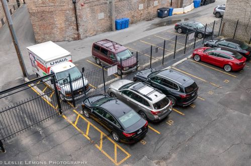 3755 Racine Ave, Chicago IL 60613-4261 exterior