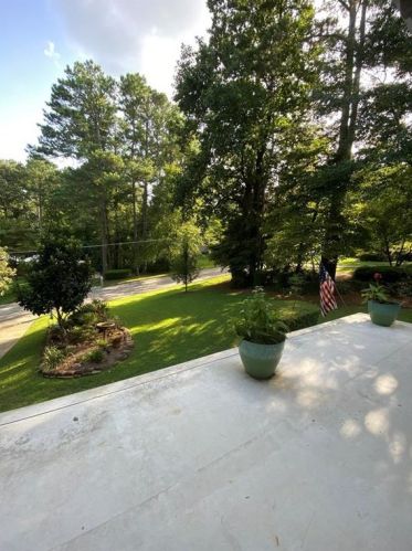 3870 Foxford Dr, Atlanta GA 30340-4407 exterior