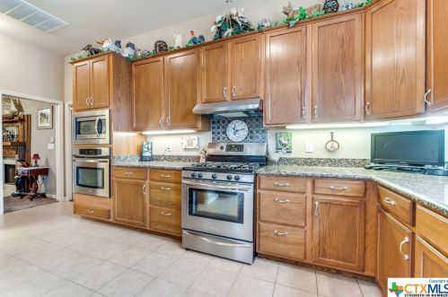 1314 Whispering Water, Spring Branch TX 78070-5613 exterior