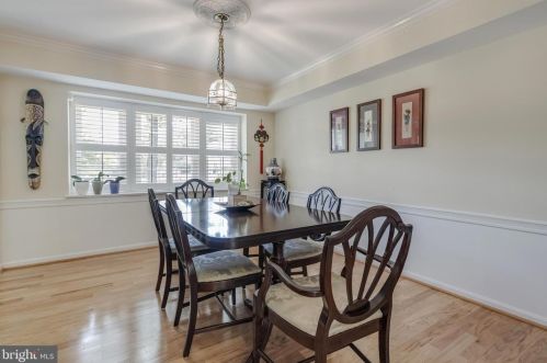 13824 Rippling Brk Dr, Silver Spring MD 20906-2302 exterior