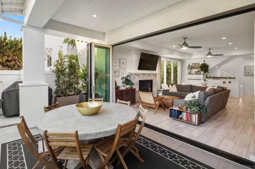 712 Ave, San Diego CA 92118-1716 exterior