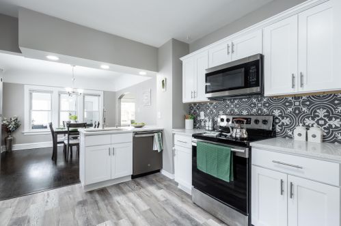 4424 57th St, Milwaukee WI  53218-5608 exterior