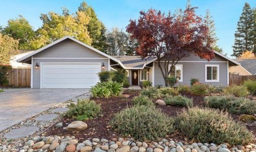 413 Crow Canyon Dr, Folsom, CA 95630-2066