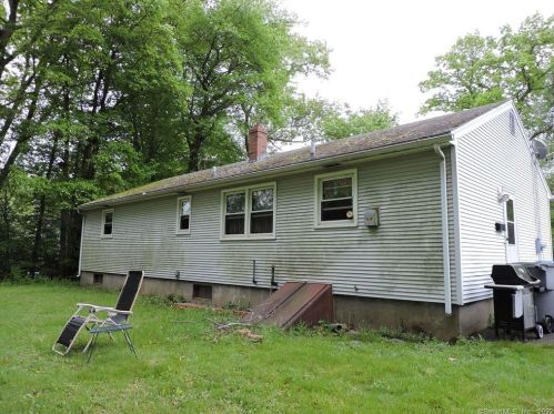 231 Columbia Rd, Enfield CT 06082-4203 exterior