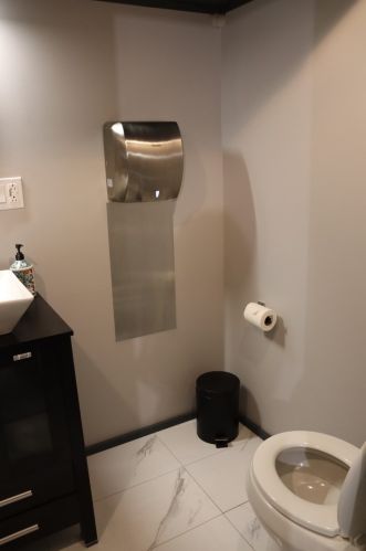 559 37th St, Chicago IL 60609-1063 exterior