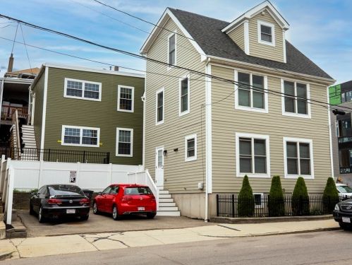 231 Brooks St, Boston, MA