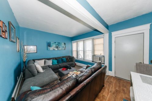 1661 32nd St, Milwaukee, WI 53215-1934