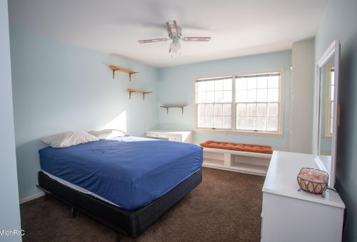 21259 Madison Ave, Big Rapids MI 49307-9754 exterior