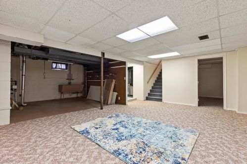 4730 81, Milwaukee WI 53220-4212 exterior