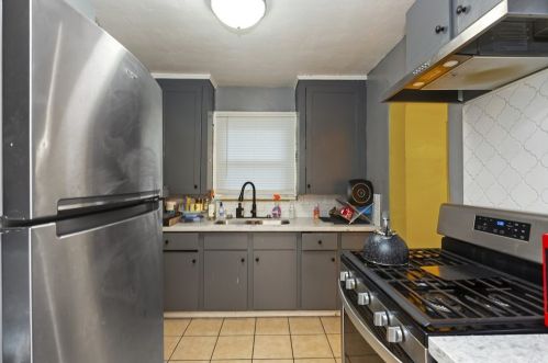 3407 Spruce St, Riverside CA exterior