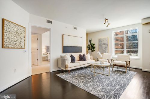 1025 1st St, Washington, DC 20001-2283