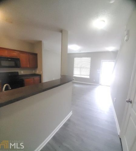 2039 Bayrose Cir, Atlanta GA 30344-8201 exterior