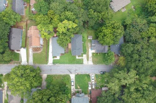 354 Betsy Ave, Atlanta GA  30310-1008 exterior