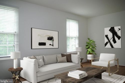 10512 Pennydog Ln, Silver Spring, MD 20902-4161