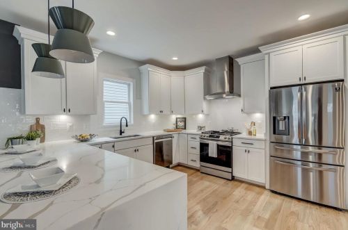 2718 17th St, Washington DC 20003-3123 exterior