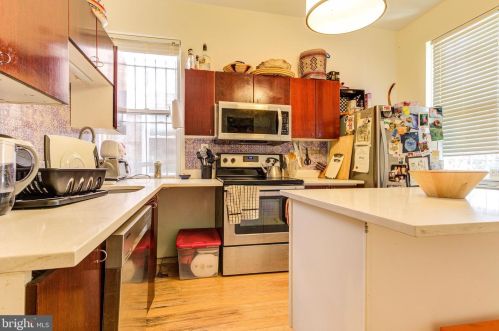 2617 13th St, Washington DC 20009-5359 exterior