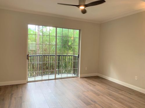 5208 Hampton Beach Pl, Tampa FL  33609-2498 exterior