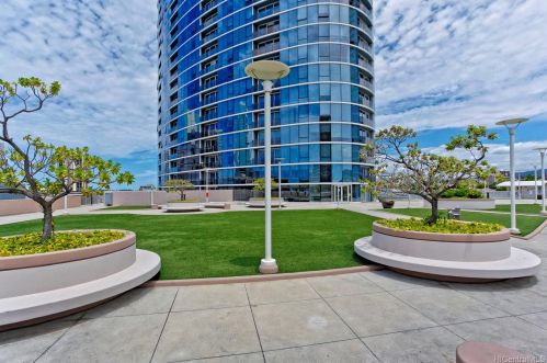 1288 Kapiolani Blvd, Honolulu HI  96814-2888 exterior