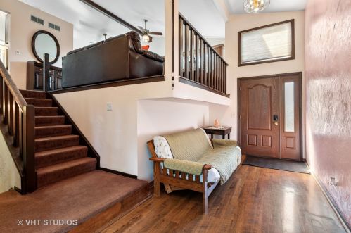 37581 Bayonne Ave, Waukegan, IL 60087-2508