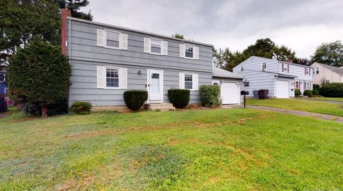 30 Mathewson Ave, Enfield, CT 06082-4373