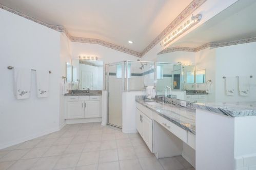 10320 Millport Dr, Tampa FL  33626-1706 exterior