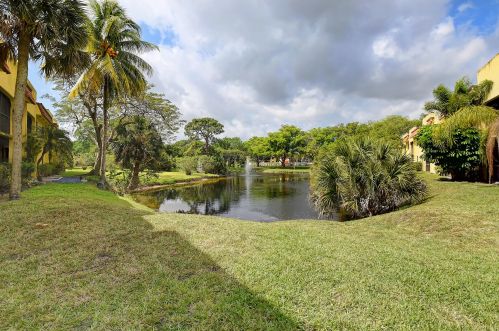 912 9th Street Cir, Boca Raton FL  33486-5273 exterior