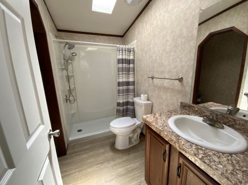 1012 Old Colony Rd, Meriden CT  06451-6362 exterior