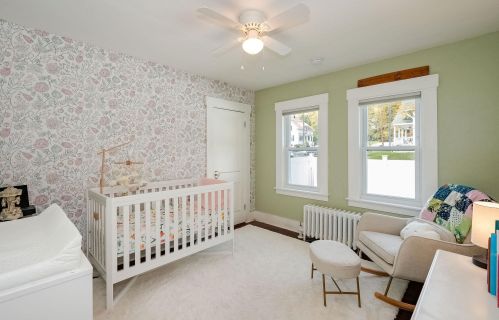 4 Ela St, Dover NH 03820-2805 exterior