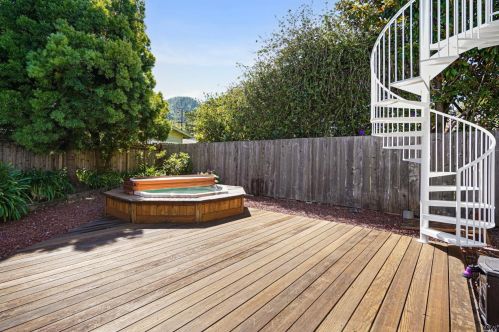 349 Jean St, Mill Valley CA 94941-3803 exterior