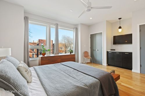 2237 Erie St, Chicago IL 60644-1714 exterior