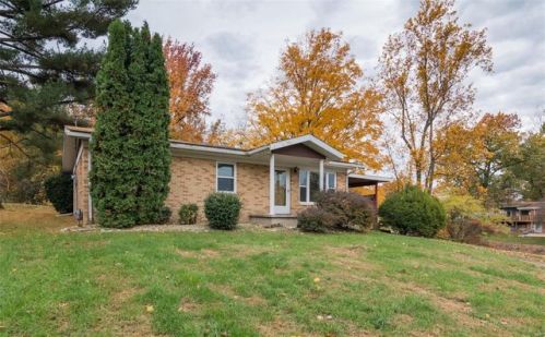 1322 Franklin Ave, Edwardsville, IL 62025-2418