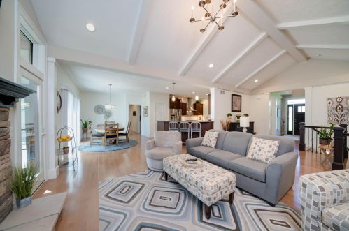 3900 Oakharbor St, Kalamazoo MI 49009-6185 exterior