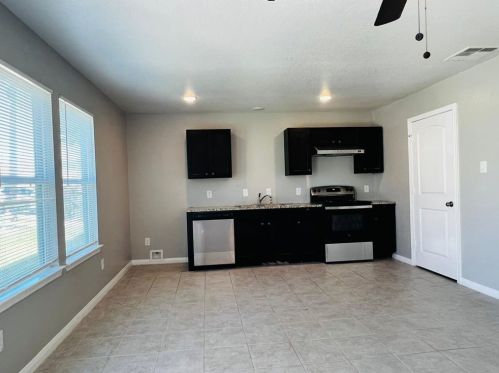 16673 Hammon, Montgomery TX  77316-6717 exterior