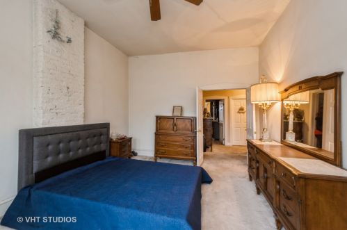 926 Leavitt St, Chicago IL 60622-4808 exterior